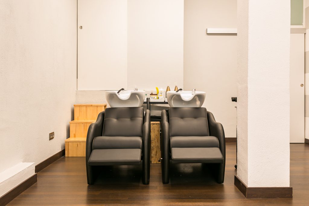 Lava cabezas Peluquería Cabelo Estilistas